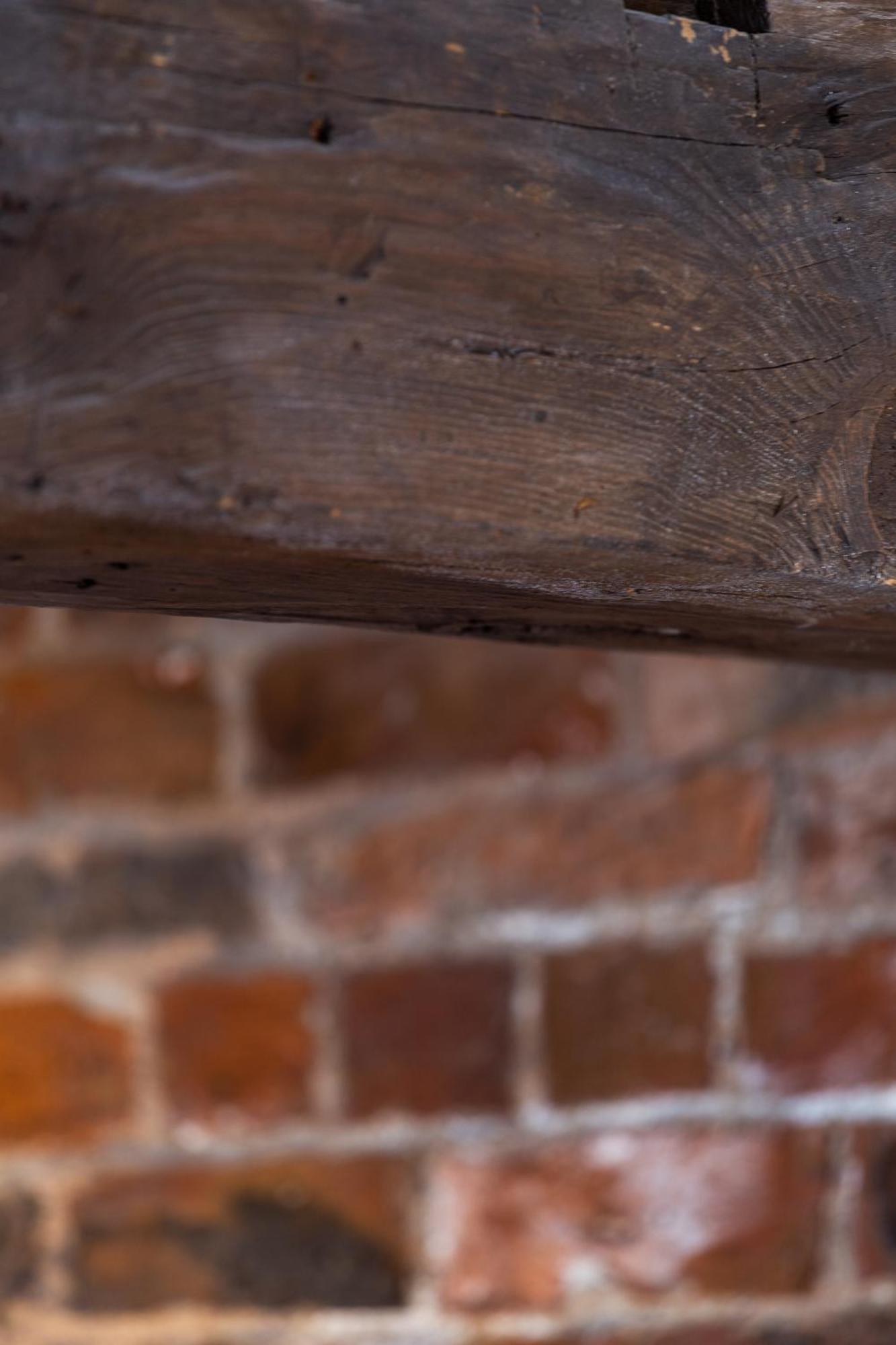 Luxury Apartment Woodsmill View - On The River - With Balcony - Recently Refurbished ヨーク エクステリア 写真