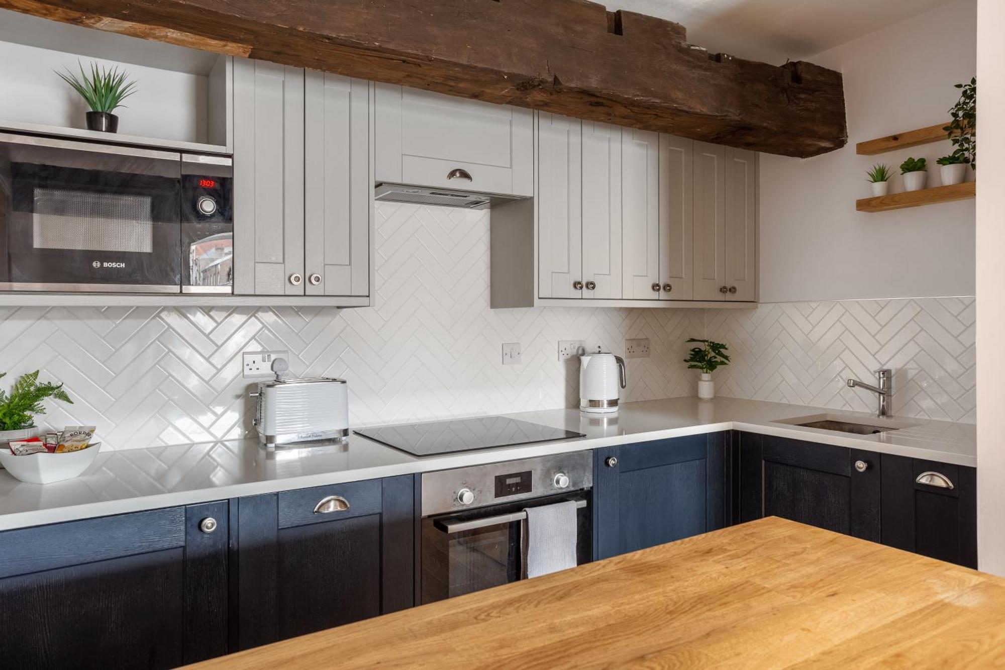 Luxury Apartment Woodsmill View - On The River - With Balcony - Recently Refurbished ヨーク エクステリア 写真